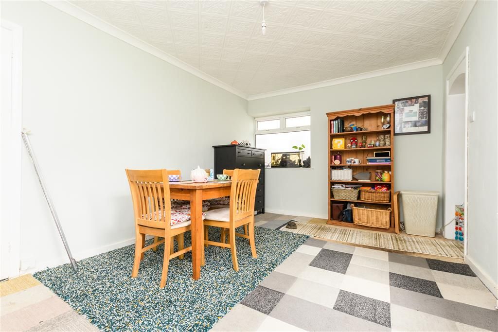 Property photo 1 of 10 Dining Room