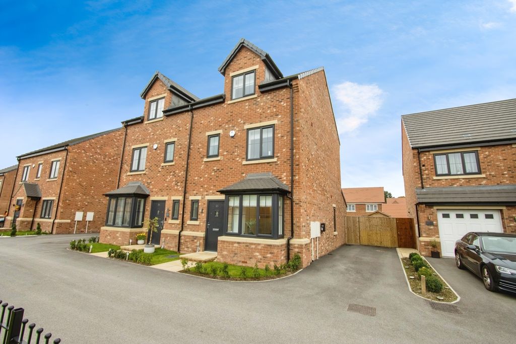 Property photo 1 of 22 Photo