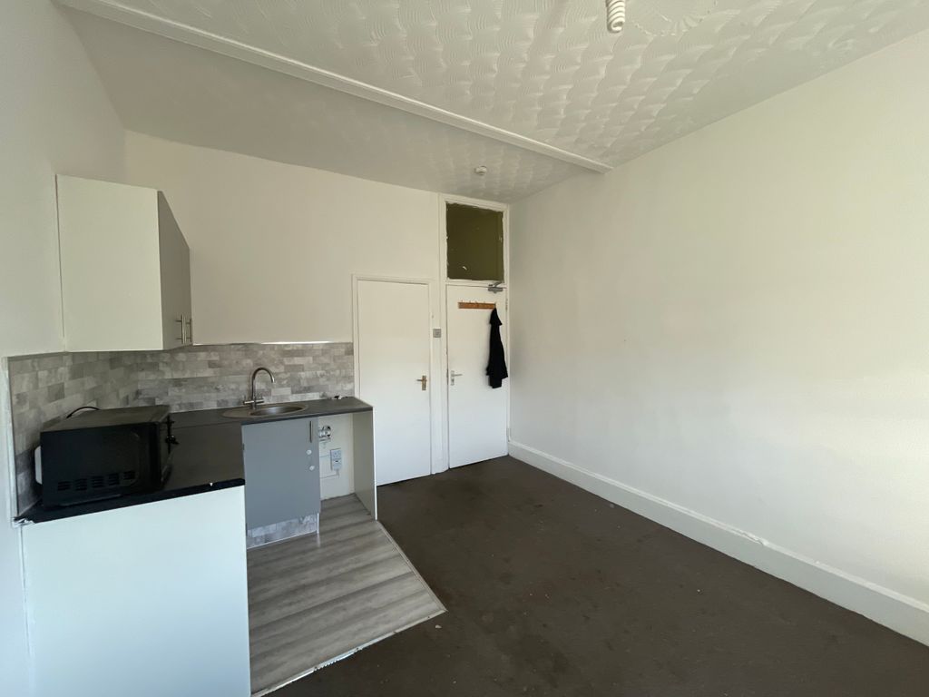 Property photo 1 of 6 2.Jpeg