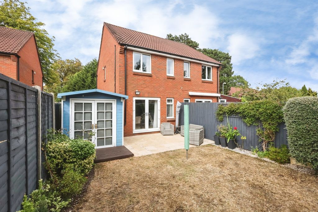 Property photo 2 of 13