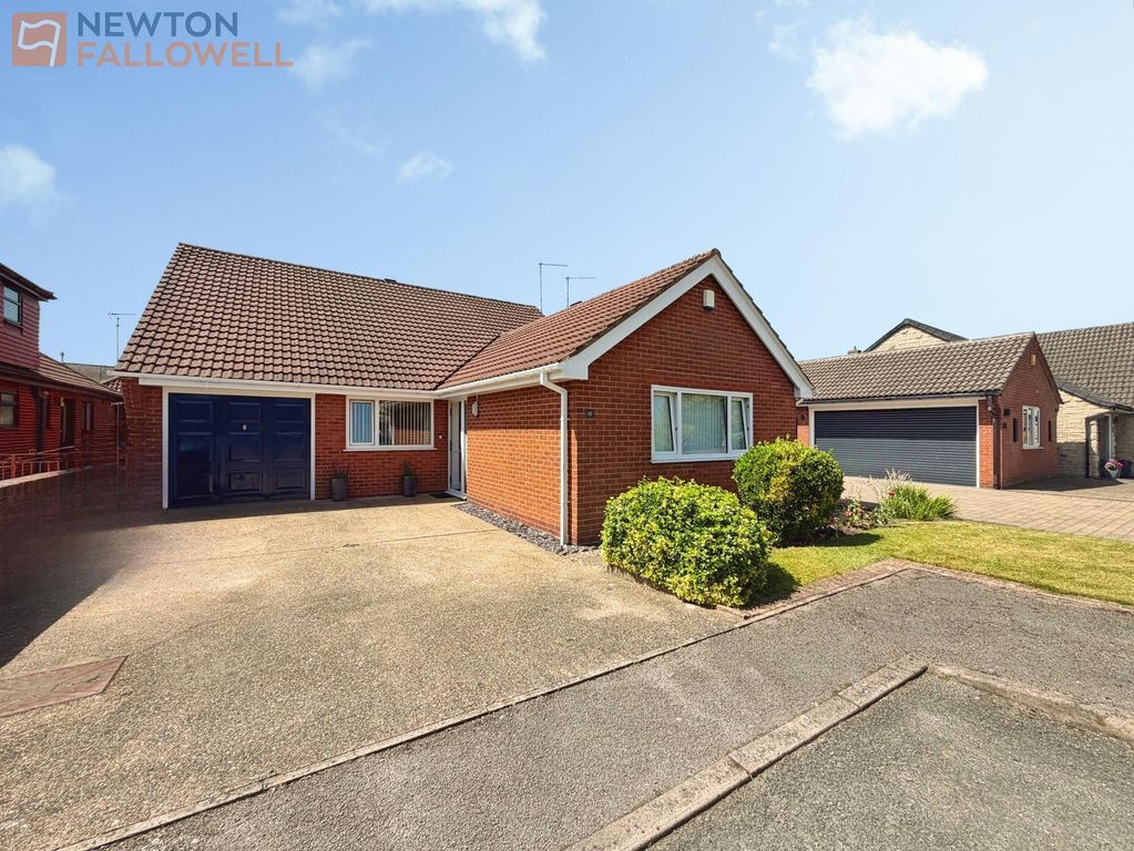 Property photo 1 of 38