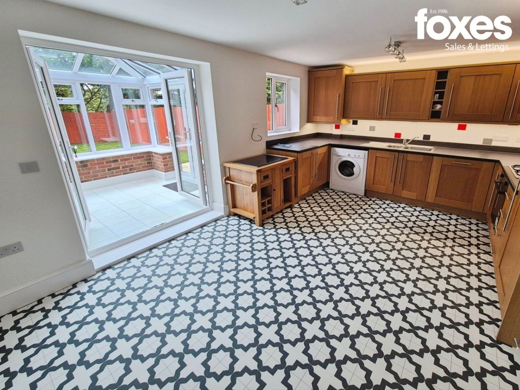 Property photo 2 of 24 4543542