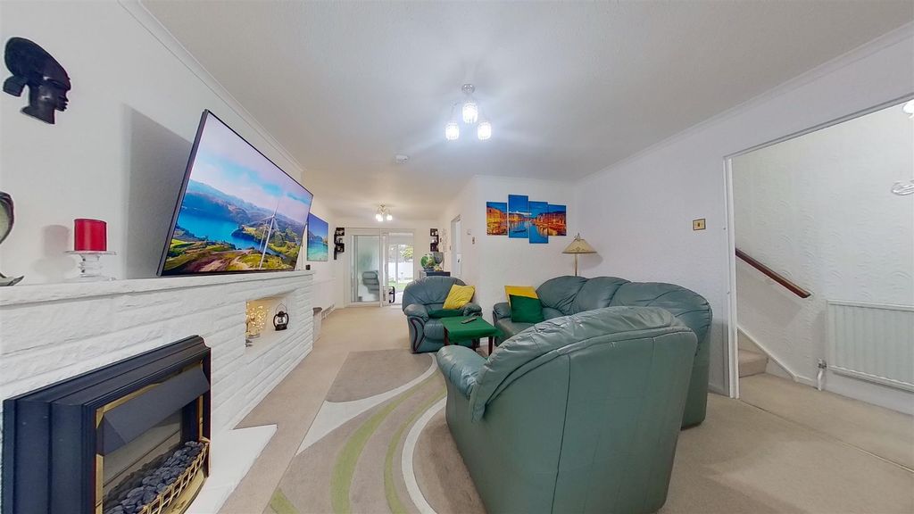 Property photo 3 of 16 44-Baccara-Grove-03302023_142240.Jpg