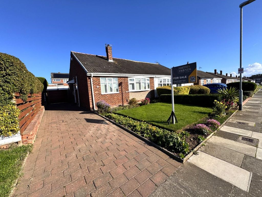 Property photo 1 of 11 Front