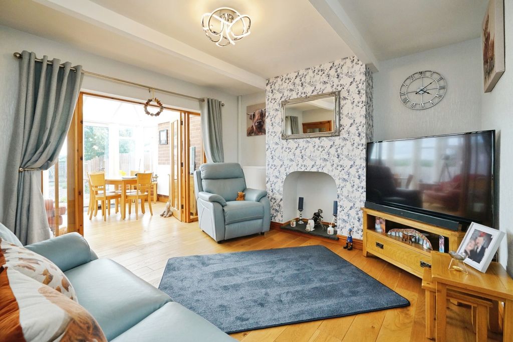 Property photo 2 of 13 Photo