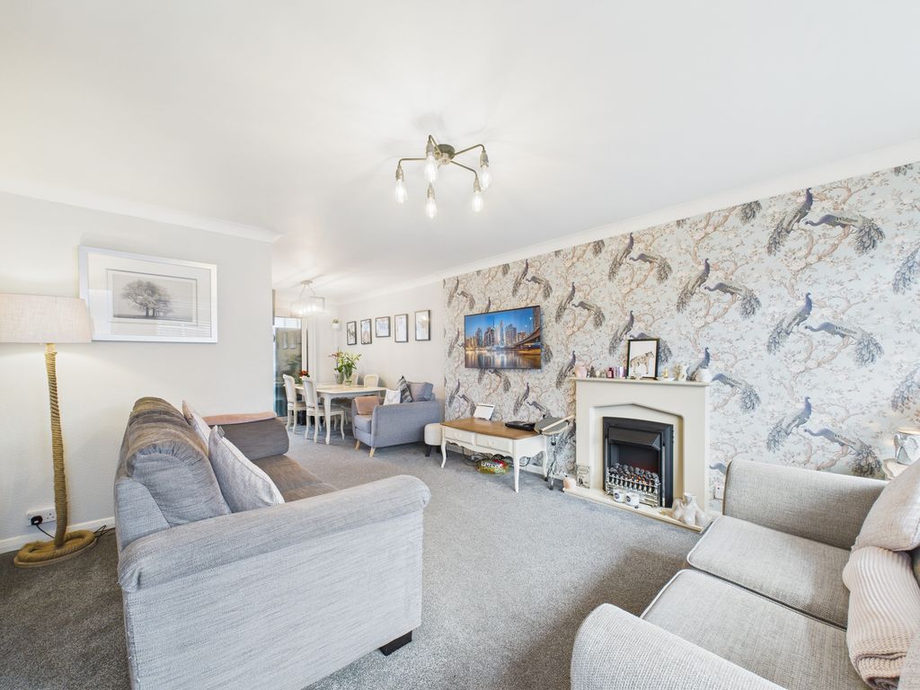 Property photo 3 of 21