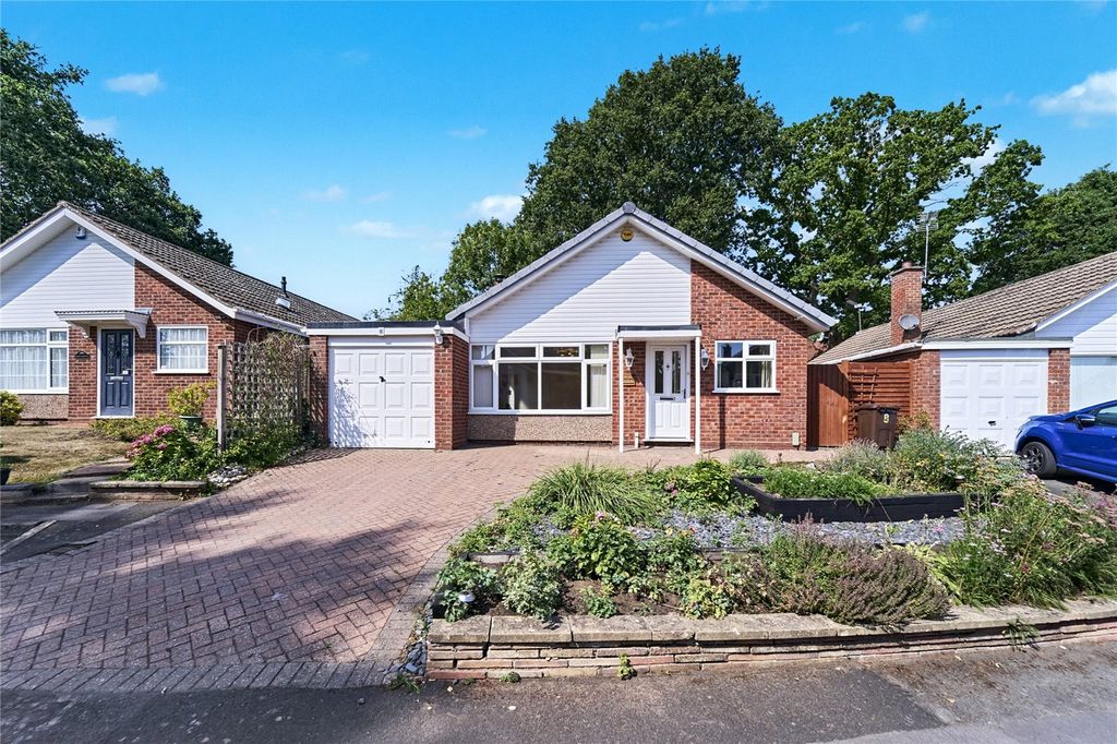 Property photo 1 of 11 Front External
