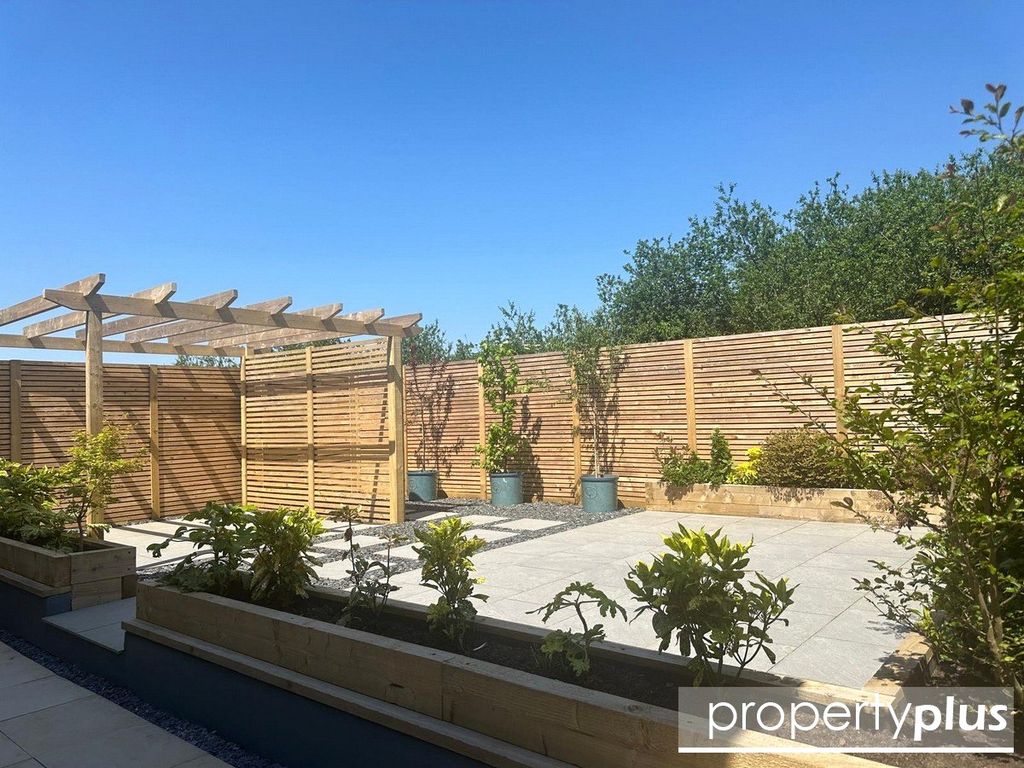 Property photo 2 of 35 Picture No. 05
