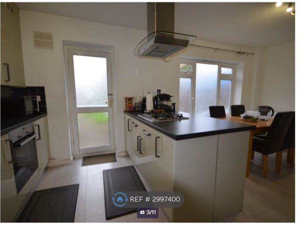 Property photo 2 of 13 Kitchen