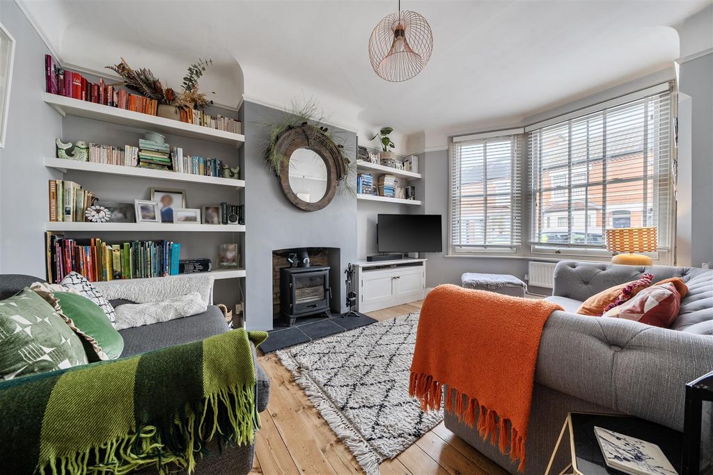 Property photo 2 of 17 1417686-2-69A1B4A641575.Jpg