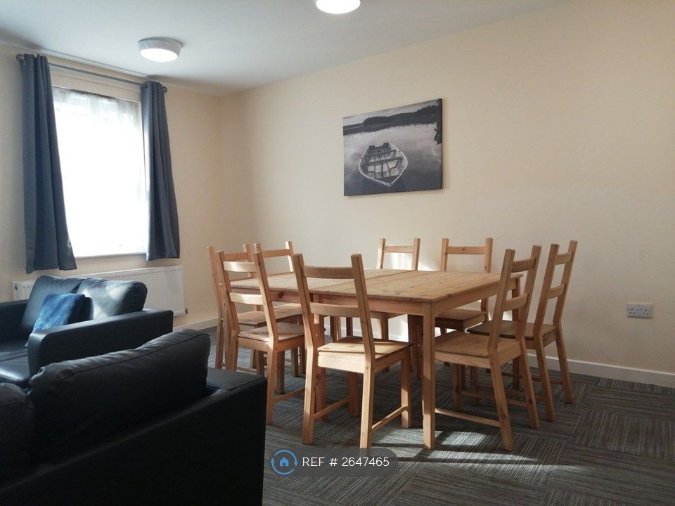 Property photo 2 of 13 Downstairs Lounge