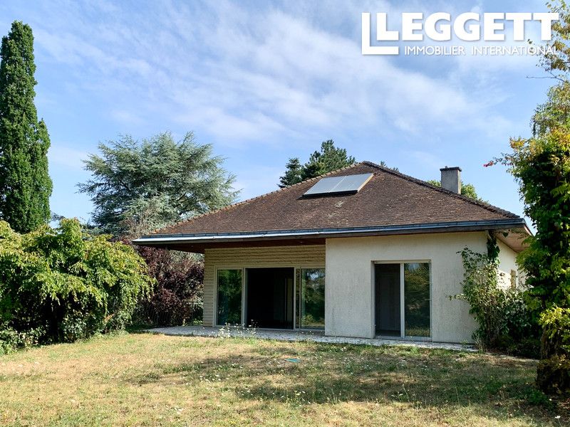 Property photo 2 of 10