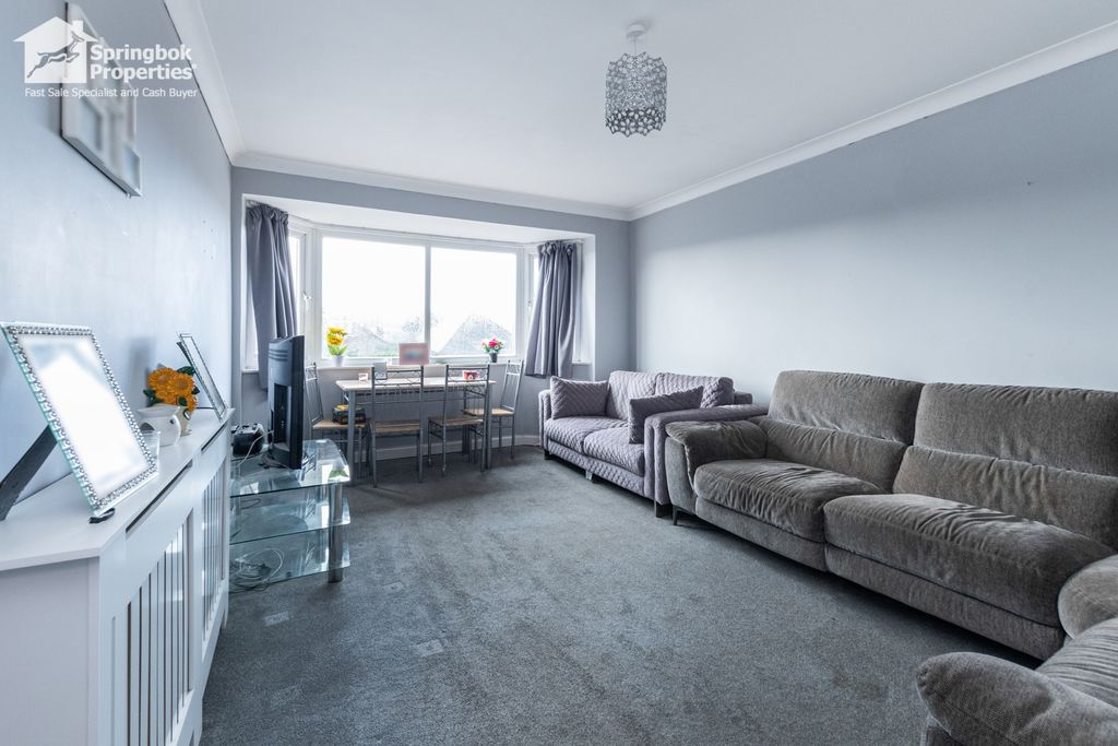 Property photo 2 of 17 Image 1