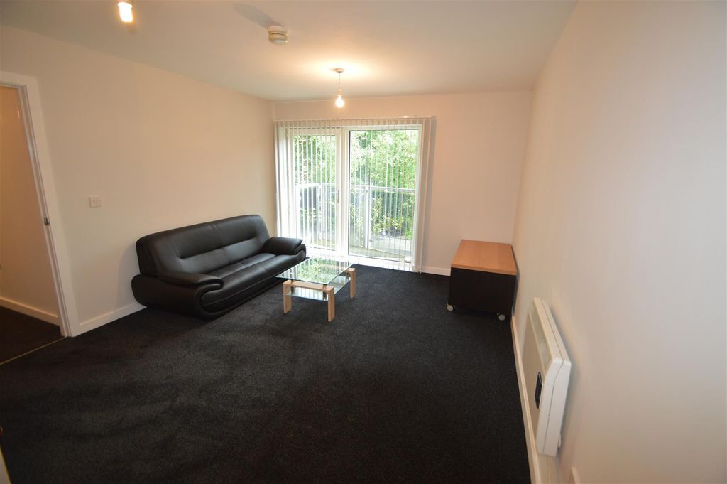 Property photo 2 of 7