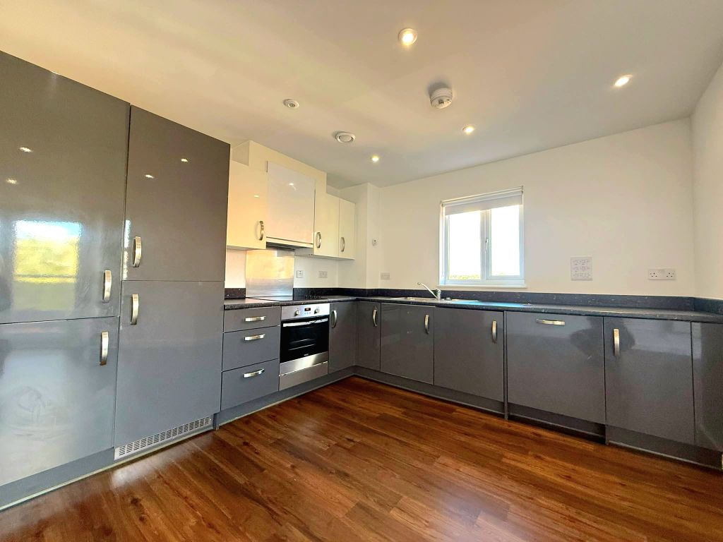 Property photo 3 of 6 4