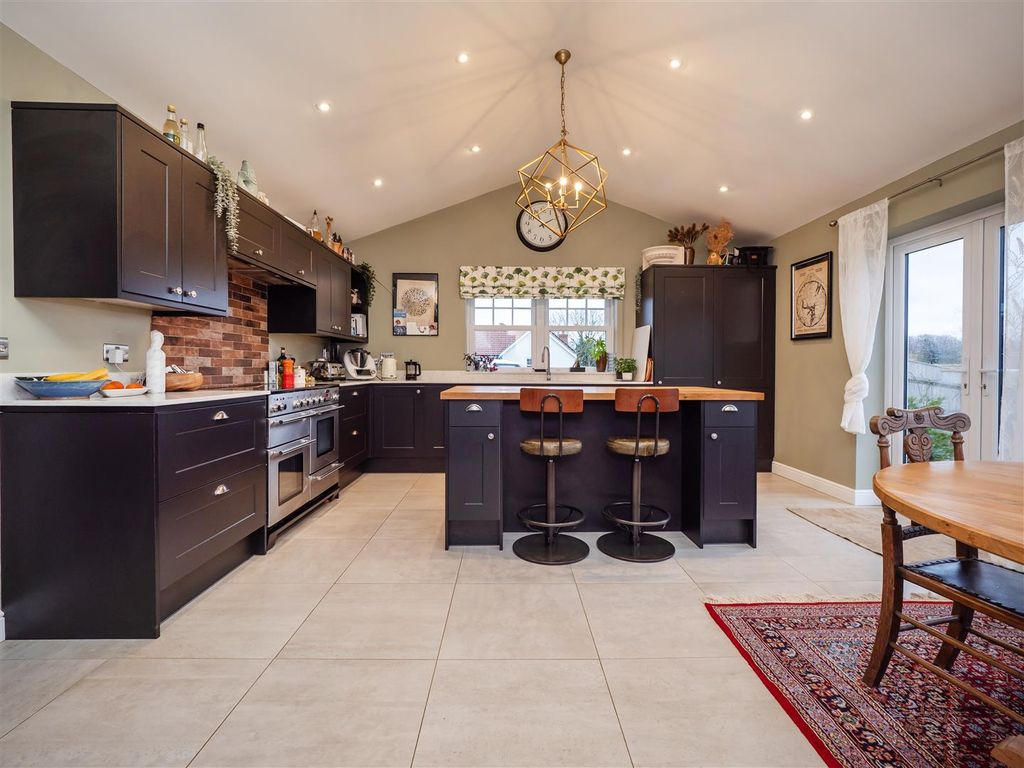 Property photo 3 of 57 6Hardleyroad-47.Jpg