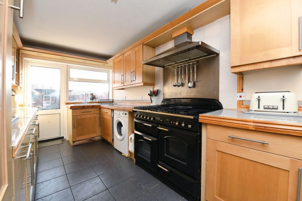 Property photo 3 of 20 Photo #3