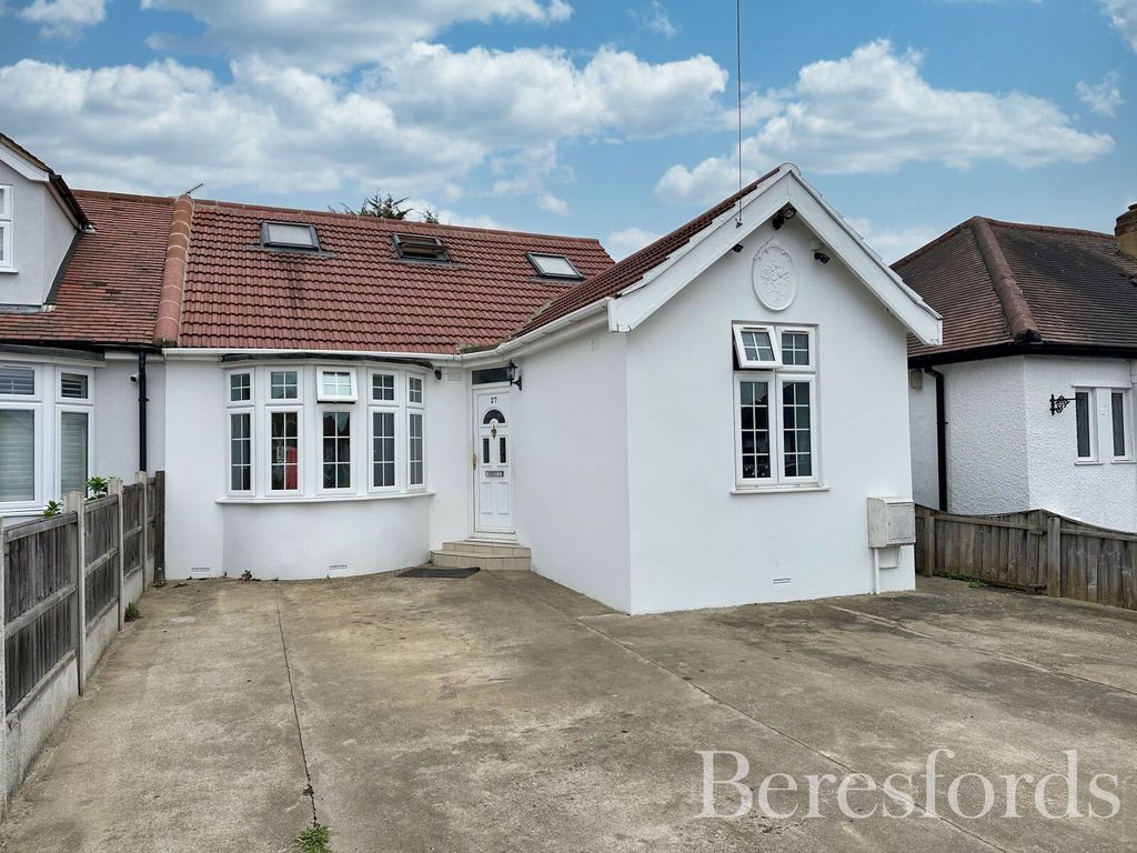 Property photo 1 of 16 Front