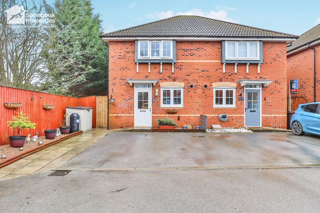 Property photo 1 of 16 Front View