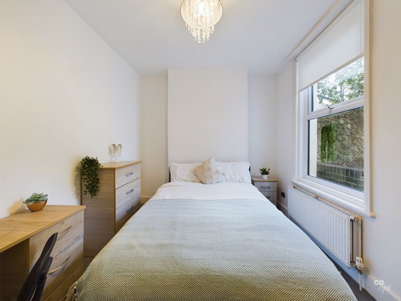 Property photo 2 of 9 Photo 11