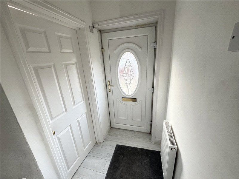 Property photo 2 of 19 Picture No. 11