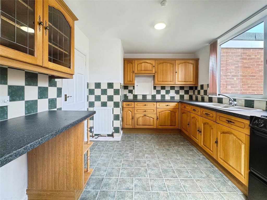 Property photo 3 of 10 Picture No. 11