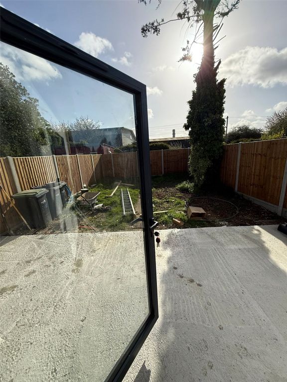 Property photo 3 of 7 Picture No. 03