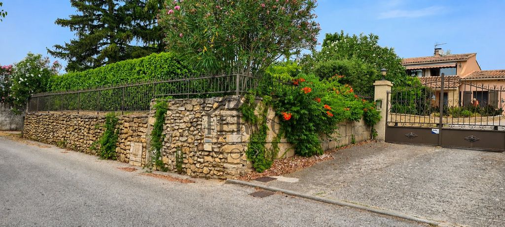 Property photo 1 of 19 St Quentin La Poterie Villa With Swimming Pool - A Privileged Mediterranean Living Environment
