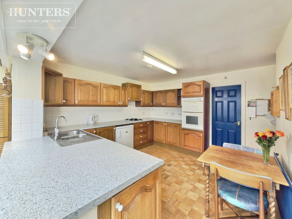 Property photo 3 of 18 Pbox-Img.Jpg