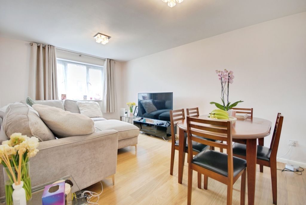 Property photo 2 of 5 Pbox-Img.Jpg