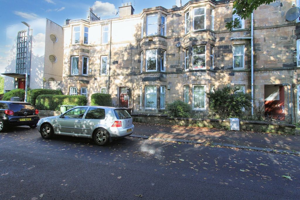 Property photo 1 of 15 Picture No. 13