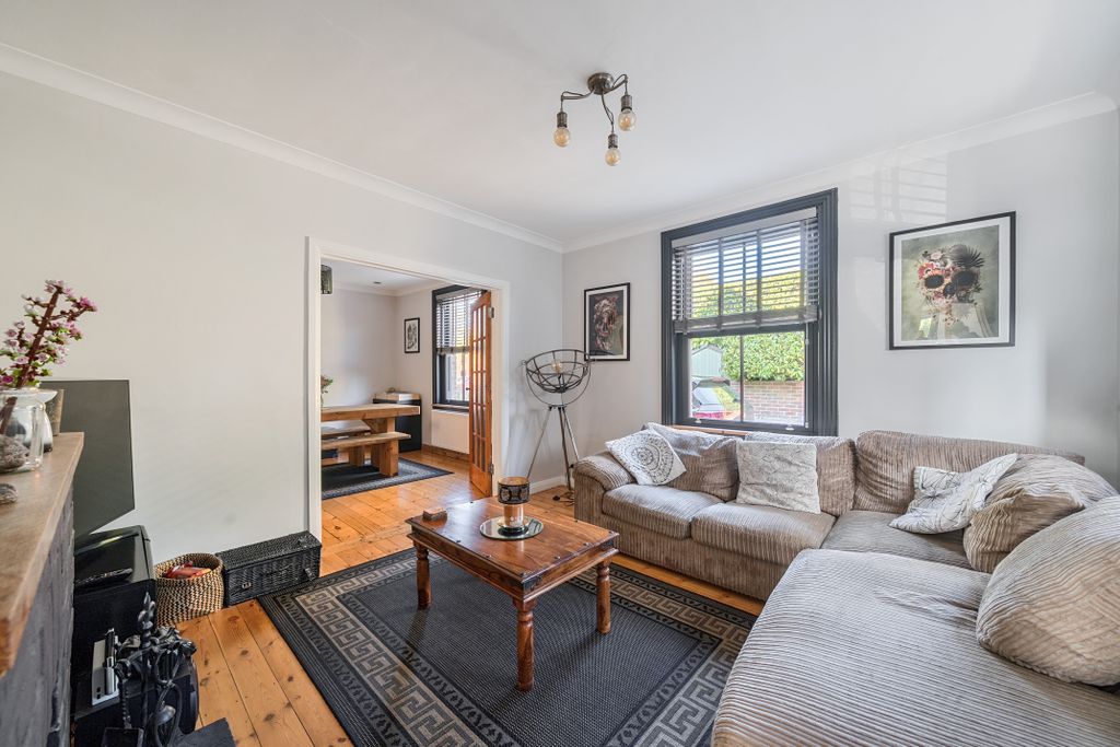 Property photo 2 of 14