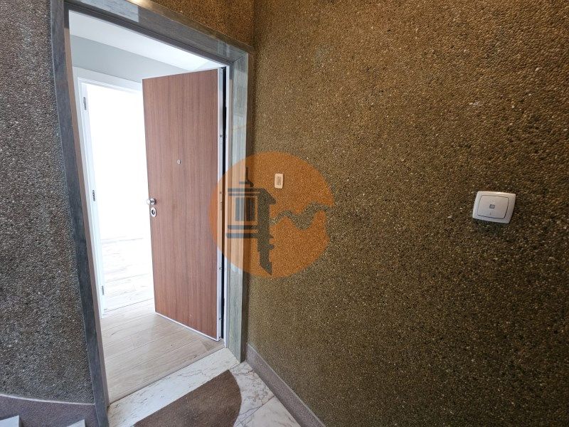 Property photo 1 of 38
