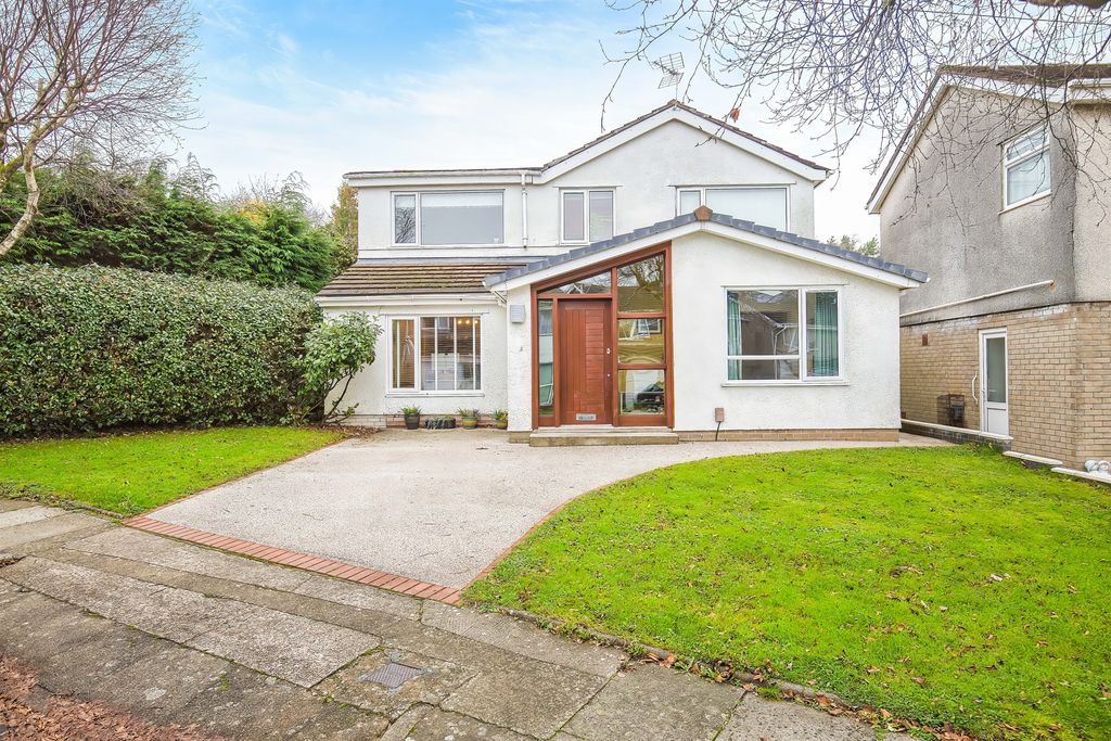 Property photo 1 of 28