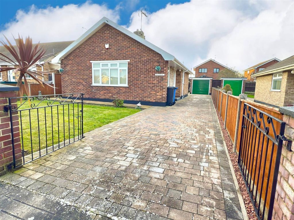 Property photo 1 of 11 Front Main.Jpg