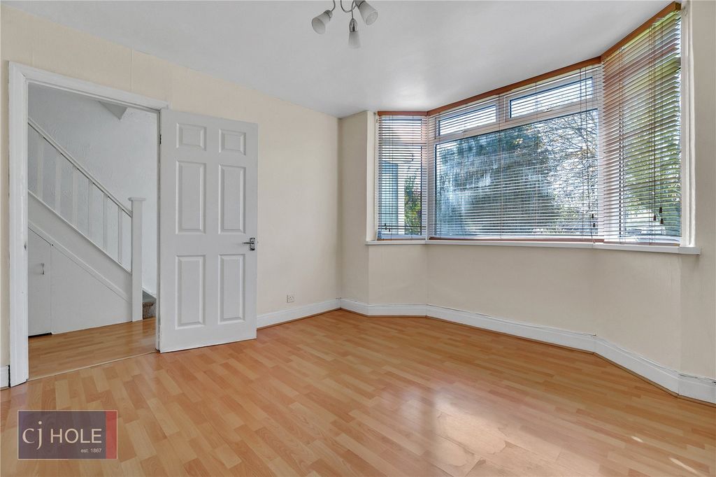 Property photo 3 of 16 Picture No. 39