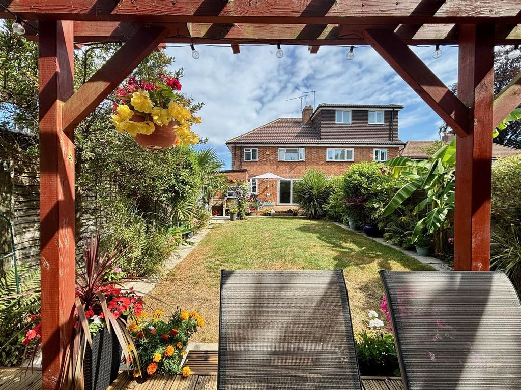 Property photo 3 of 25 Gdn9.Jpg