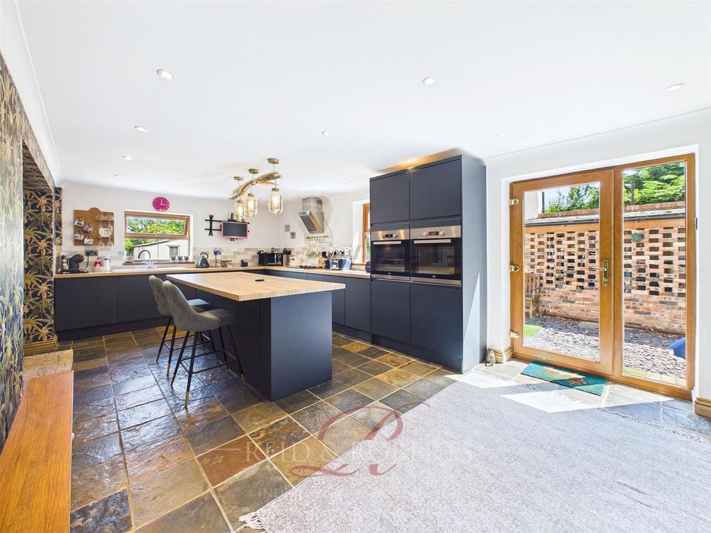 Property photo 3 of 56 Kitchen / Breakfast Room 2