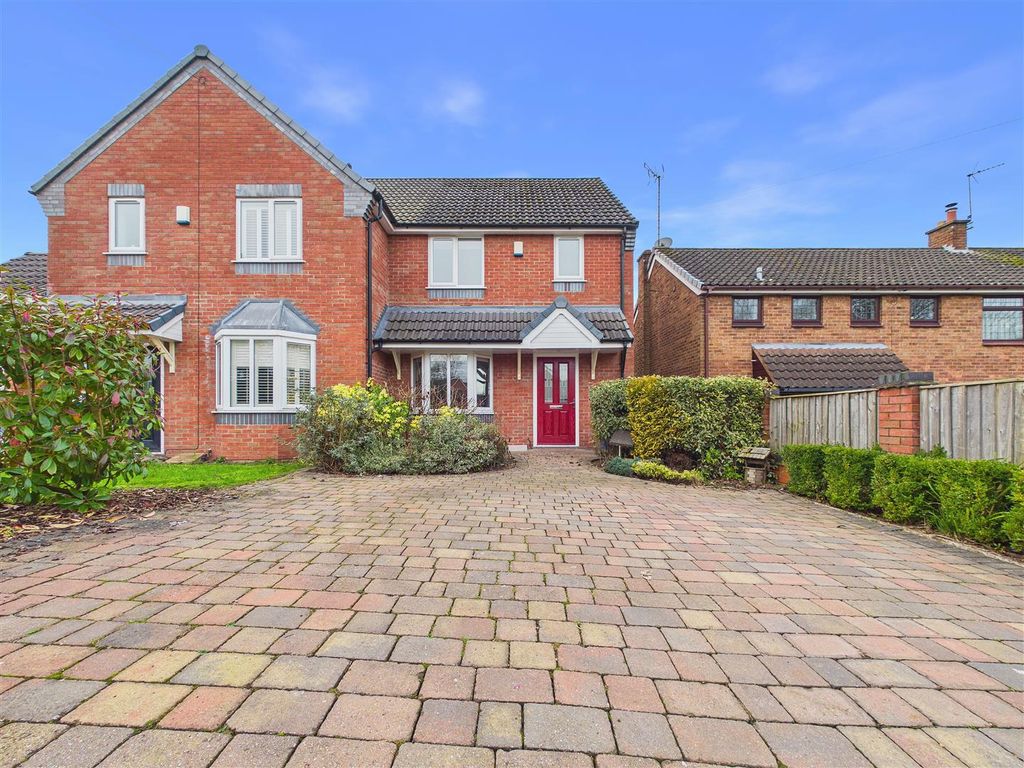 Property photo 1 of 13 Cam01407G0-Pr0097-Still015.Jpg