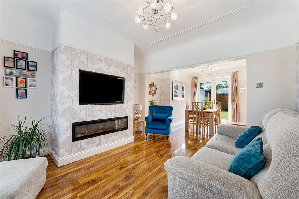 Property photo 2 of 23 11 Mcvinnie Road-29.Jpg