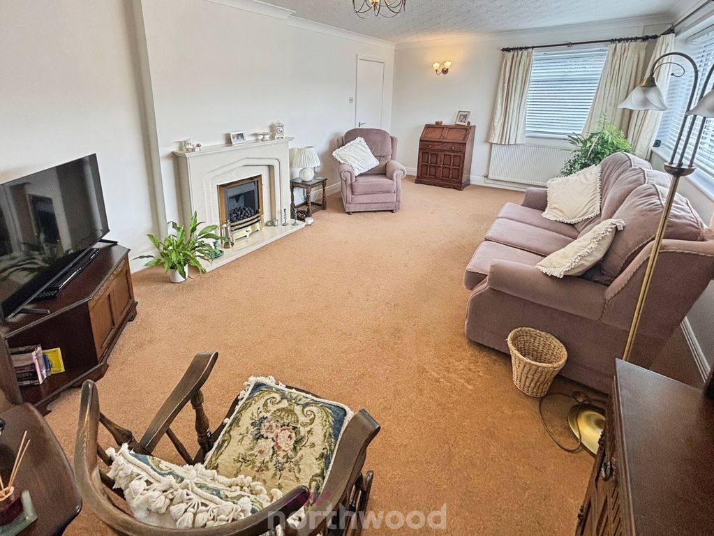 Property photo 3 of 26