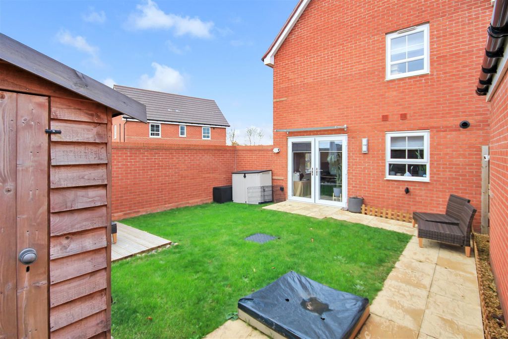 Property photo 3 of 15 Rear 2.Jpg