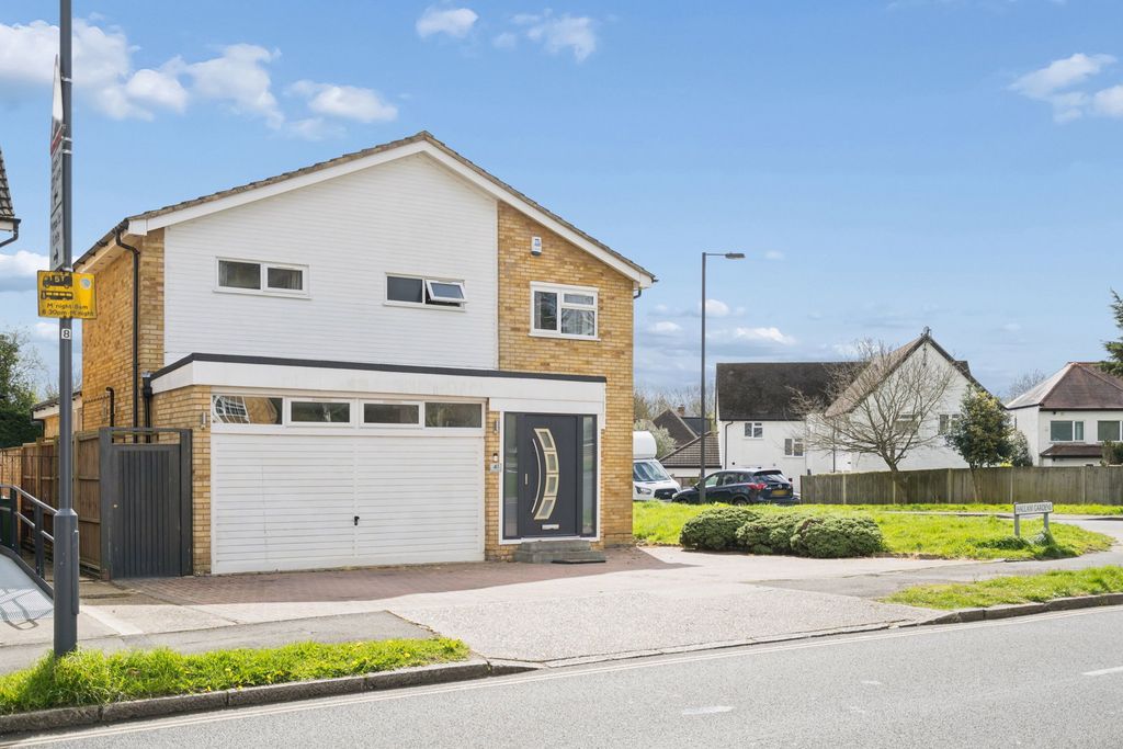 Property photo 1 of 18