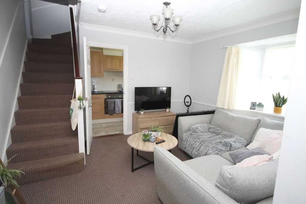 Property photo 2 of 6