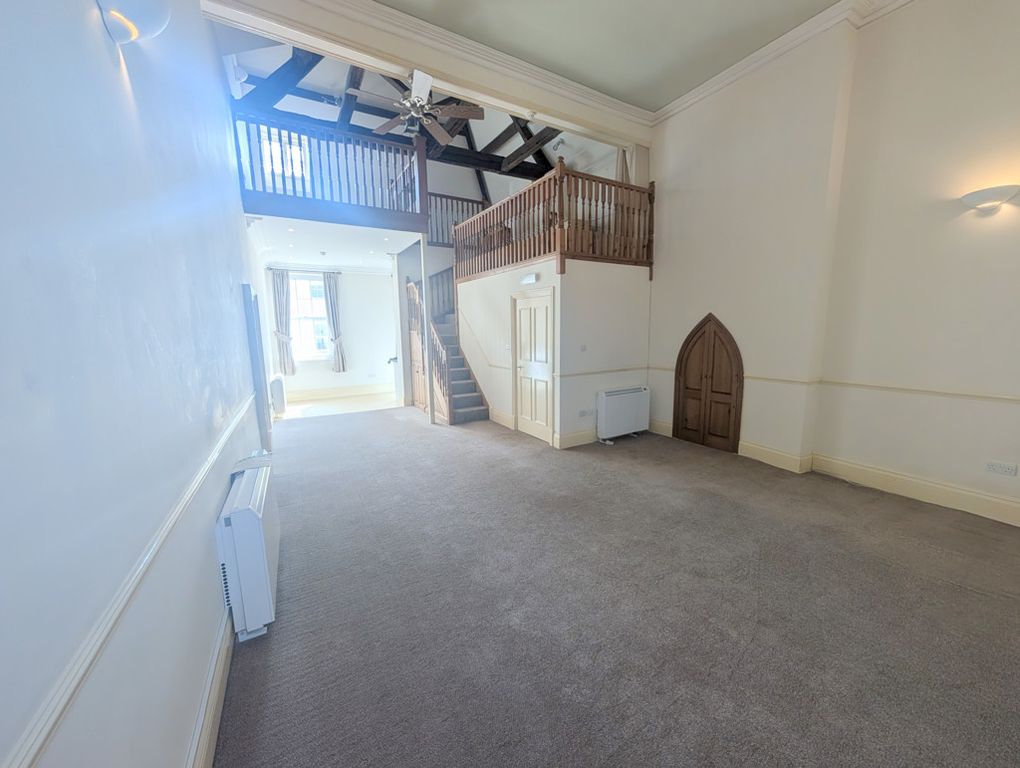 Property photo 3 of 11 Photo 3