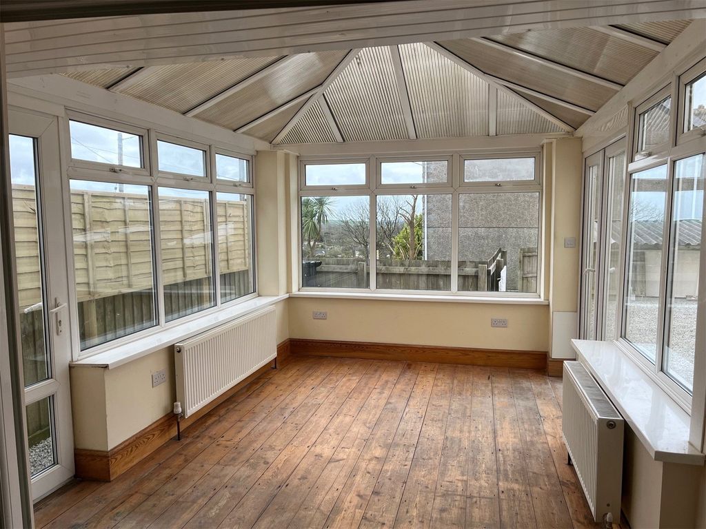 Property photo 3 of 9 Picture No. 05