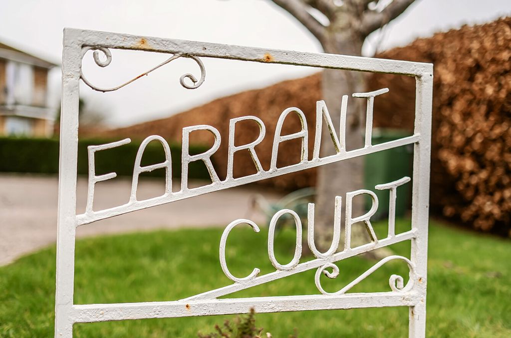 Property photo 3 of 24 1415220-1-699482d...