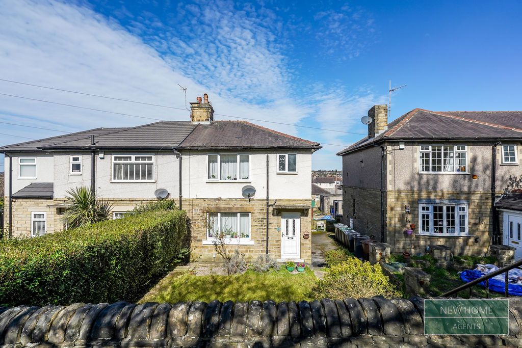 Property photo 1 of 15 Photo 13