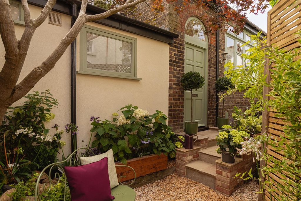 Property photo 1 of 21 28.Jpg