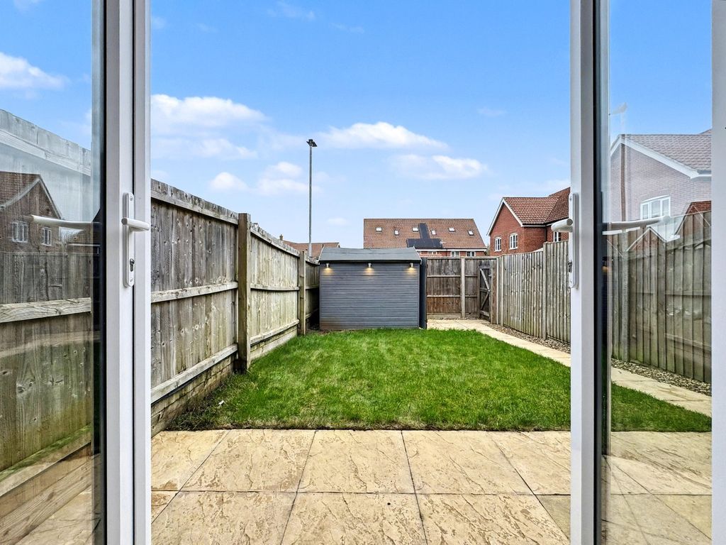 Property photo 3 of 19